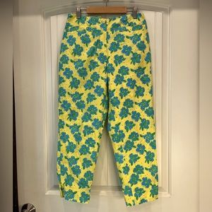 Lilly Pulitzer Classic Floral Print Capri pants Sz6